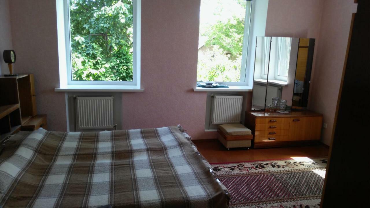 Berdychiv Separate Room Homestay In A Private House, Facilities Shared With Owner מראה חיצוני תמונה