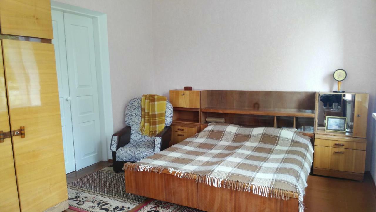 Berdychiv Separate Room Homestay In A Private House, Facilities Shared With Owner מראה חיצוני תמונה