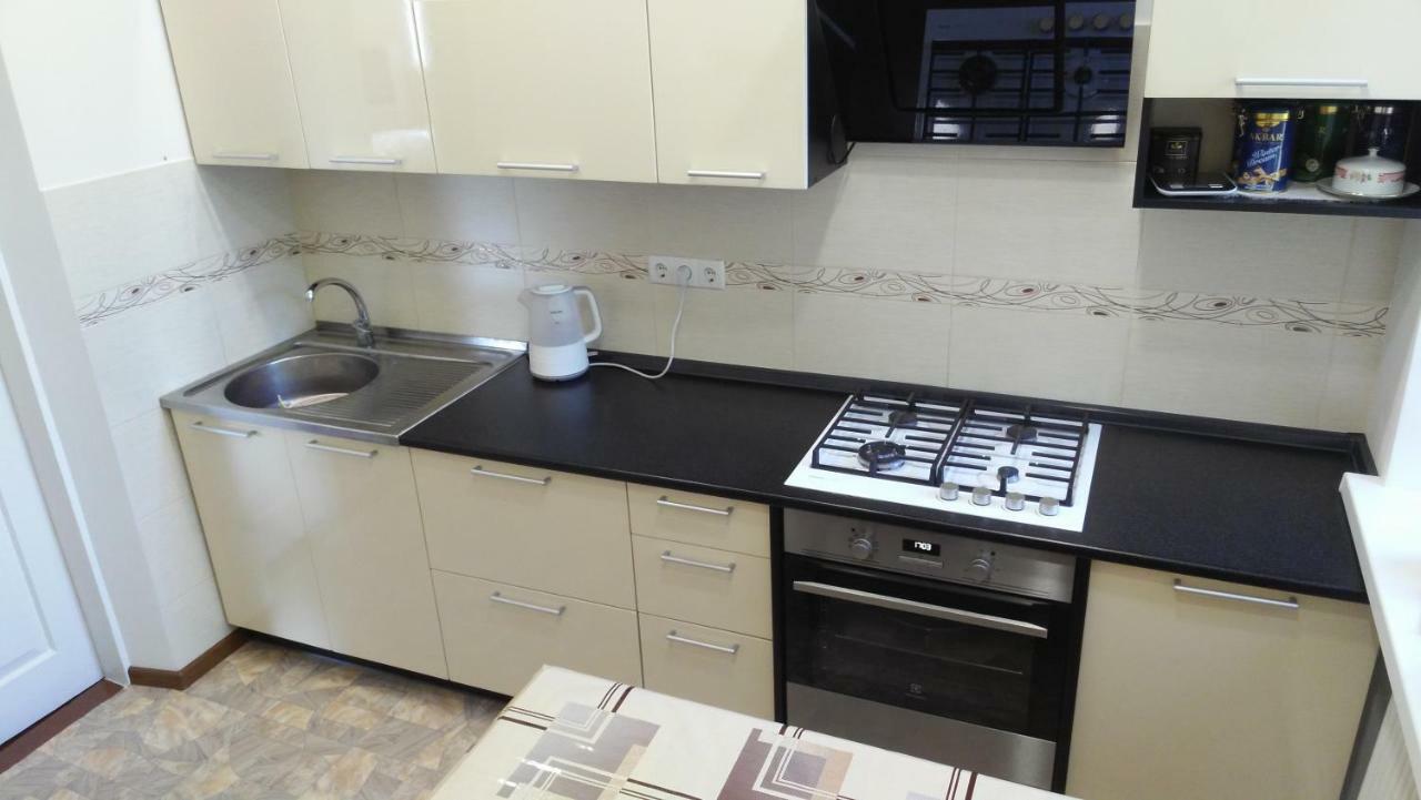 Berdychiv Separate Room Homestay In A Private House, Facilities Shared With Owner מראה חיצוני תמונה